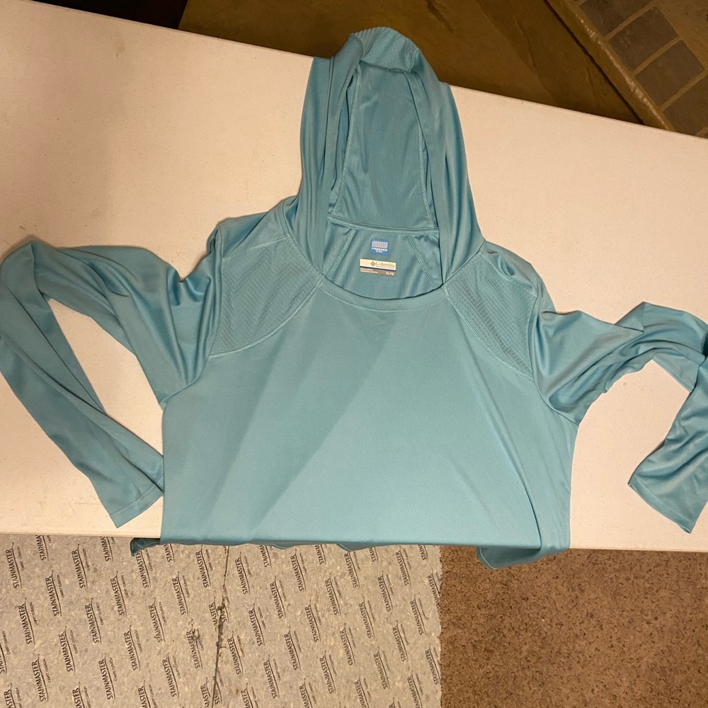 Women’s Columbia Hooded Long Sleeve